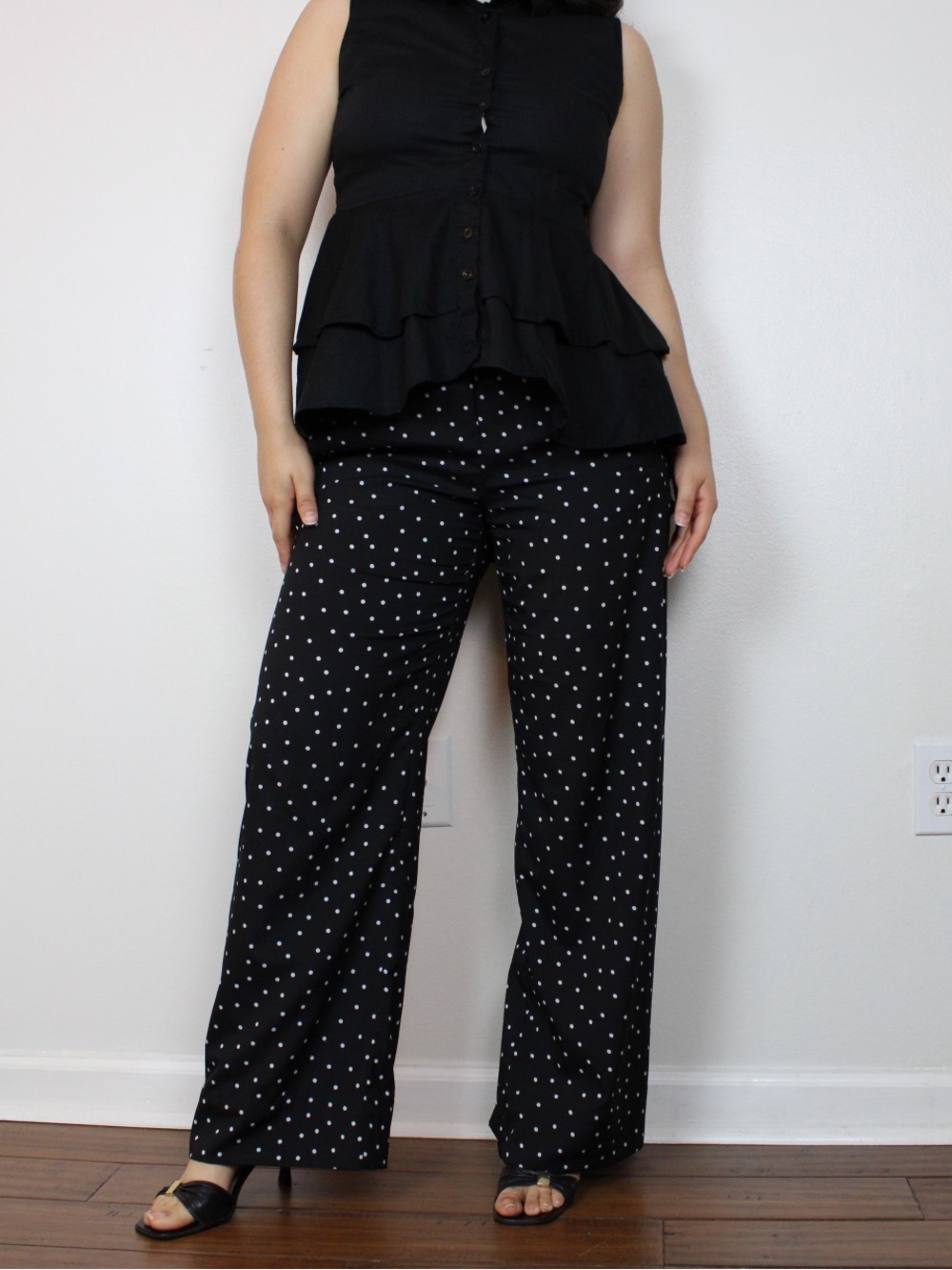 Vintage Attyre Black and white polka dot wide leg pants. Size: M